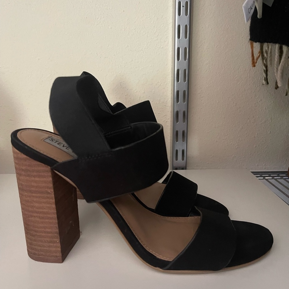 Black shoes
